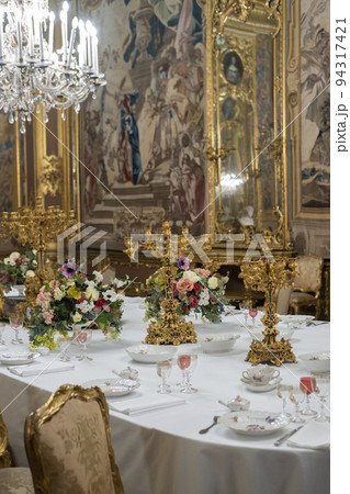 インテリア写真　トリノ宮殿　世界遺産　イタリア　Royal Palace of Turin　 94317421