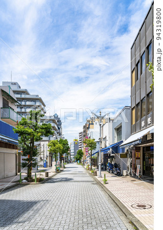 【神奈川県】藤沢駅周辺の少し静かな商店街 94319800