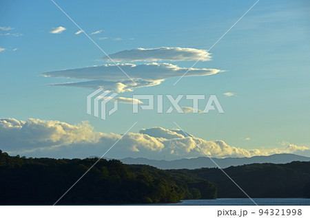 夏の夕焼け空 94321998