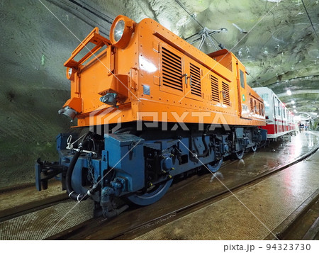 富山県 黒部峡谷 業務用トロッコ電車 欅平駅 富山県 黒部峡谷 業務用トロッコ電車 欅平駅 94323730
