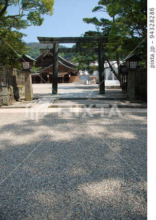 銅鳥居(四の鳥居)（出雲大社･拝殿前／島根県出雲市大社町） 94328286