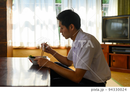 懐かしい時代のイメージ（Image photo） 94330024