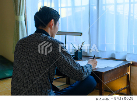 懐かしい時代のイメージ（Image photo） 94330029