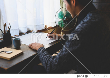 懐かしい時代のイメージ（Image photo） 94330059