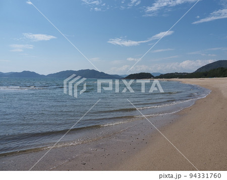 「虹ケ浜海岸」秋の空(山口県光市)② 「虹ケ浜海岸」秋の空(山口県光市)② 94331760