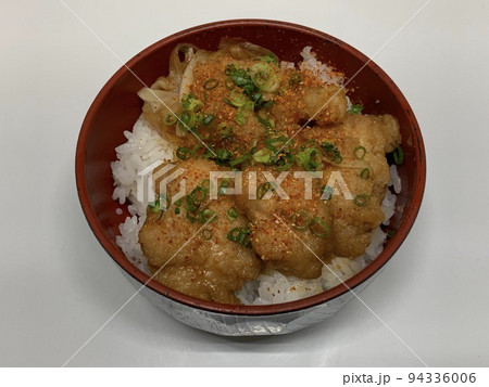 ザンギ　丼 94336006