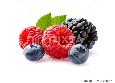 Mix berries with leaf on white background 94337077