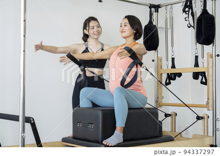 マタニティピラティス イメージ マタニティピラティス イメージ 94337297