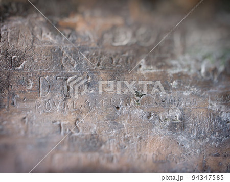 Wall Writings Wall Writings 94347585