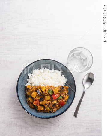 ベジキーマカレー ベジキーマカレー 94351517