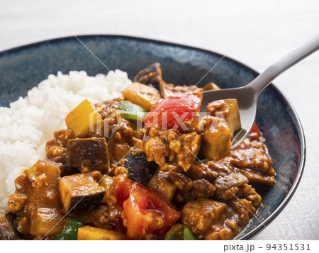 ベジキーマカレー ベジキーマカレー 94351531