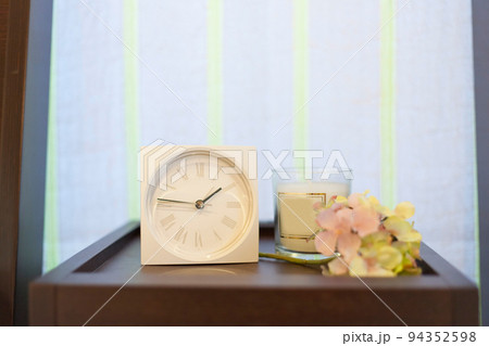 目覚まし時計 94352598