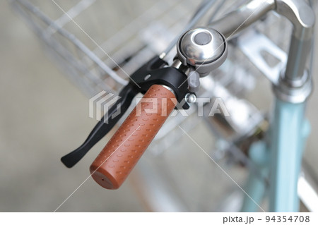 自転車のパーツカット 94354708