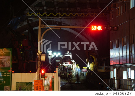 隧道 洞門 トンネル 94356327