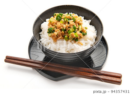 和食、発酵食品のひきわり納豆 和食、発酵食品のひきわり納豆 94357431