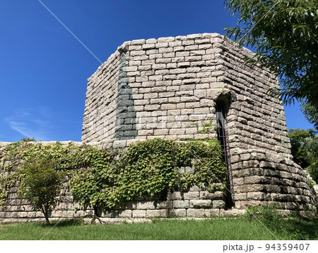遺跡・ラピュタのような建築 静岡市芹沢銈介美術館 石水館 白井晟一設計 遺跡・ラピュタのような建築 静岡市芹沢銈介美術館 石水館 白井晟一設計 94359407