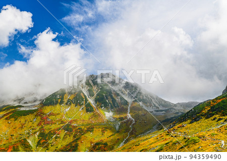 秋の立山、紅葉の雄山 秋の立山、紅葉の雄山 94359490