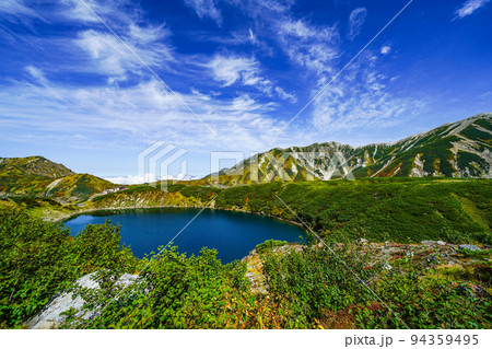 秋を迎えた立山みくりが池 秋を迎えた立山みくりが池 94359495