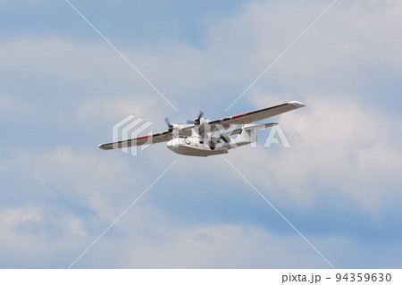 米陸軍航空隊OA-10カタリナ飛行艇水平飛行 94359630