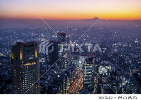 渋谷スカイから 都心の日没風景 94359685