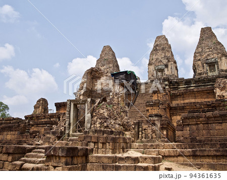Architecture of ancient temple complex Angkor, Siem Reap Architecture of ancient temple complex Angkor, Siem Reap 94361635