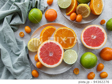Fresh citrus fruits 94362276