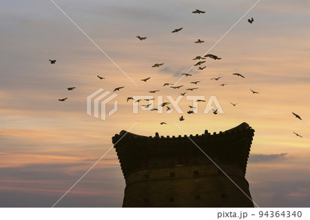 空 観光 ランドマーク 94364340