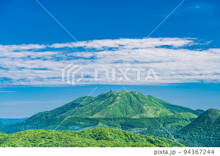 （神奈川県）新緑の箱根、駒ヶ岳 94367244