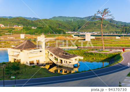 陸前高田 奇跡の一本松とユースホステル跡 陸前高田 奇跡の一本松とユースホステル跡 94370730