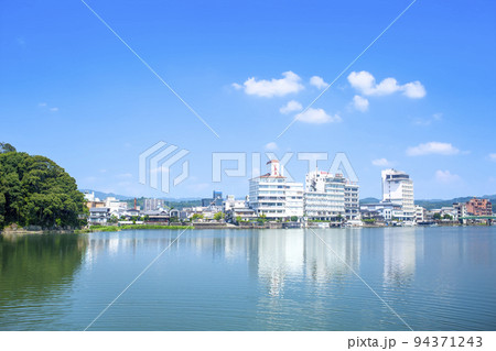 日田の三隈川と街並み 日田の三隈川と街並み 94371243