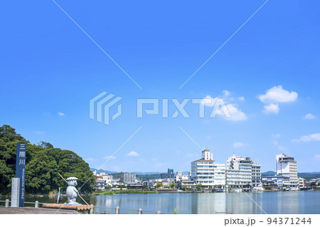 日田の三隈川と街並み 日田の三隈川と街並み 94371244