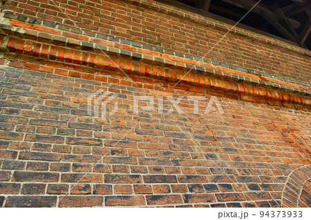 日本の近代化を下支えした…ホフマン式の煉瓦窯 94373933