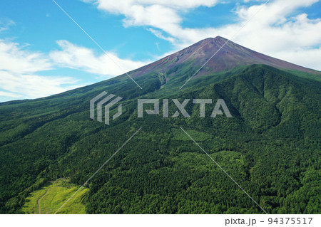 夏の富士山 94375517