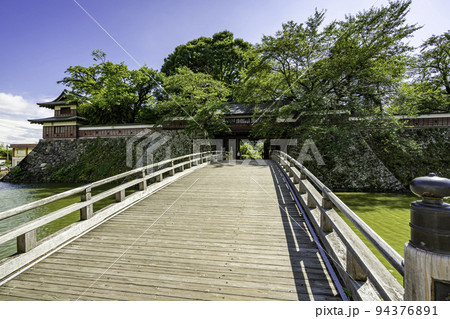 諏訪高島城　冠木橋と冠木門　長野県諏訪市 94376891