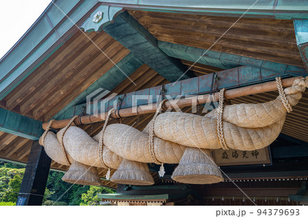 出雲大社 神楽殿 大注連縄(島根県出雲市) 出雲大社 神楽殿 大注連縄(島根県出雲市) 94379693