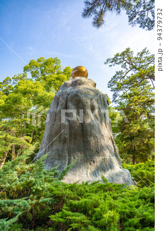 出雲大社　ムスビの御神像（島根県出雲市） 94379732