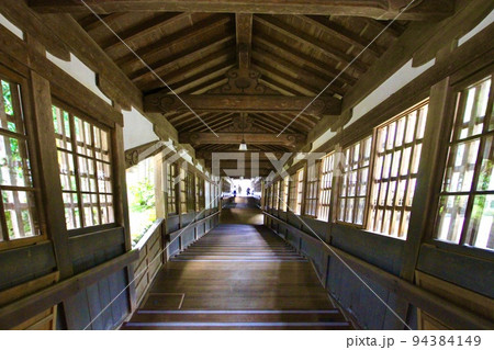 福井県永平寺の階段 94384149