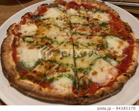 手作りピザ 手作りピザ 94385370