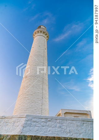 日本一の高さを誇る出雲日御碕灯台（島根県出雲市） 94387997