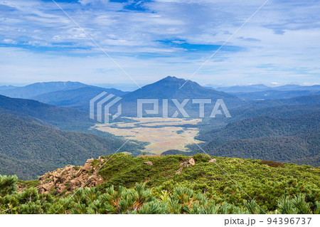 至仏山山頂付近からの眺め 至仏山山頂付近からの眺め 94396737