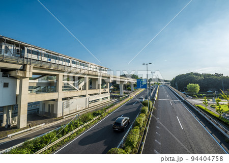 《愛知県》長久手市都市風景　リニモ公園西駅とグリーンロード 94404758
