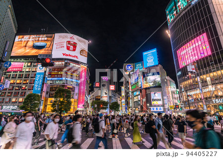 日本の東京都市景観 8週世界最多・死者数5週世界2番目。渋谷駅前はコロナ禍前の人出＝9月16日 94405227