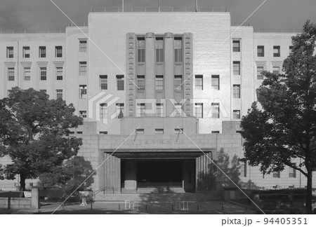 大阪府庁（モノクロ） 94405351