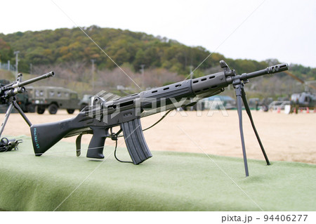 展示中の自衛隊89式小銃 展示中の自衛隊89式小銃 94406277
