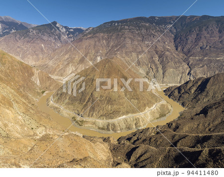 中国雲南省・四川省 金沙江大拐湾 / Great Bend of the Jinsha River 94411480
