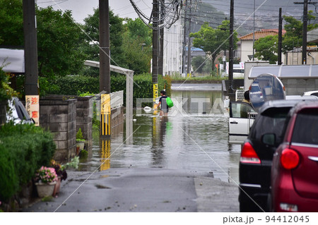 西日本豪雨、浸水、被害、避難、人 94412045