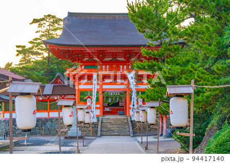 日御碕神社 楼門(島根県出雲市) 日御碕神社 楼門(島根県出雲市) 94417140