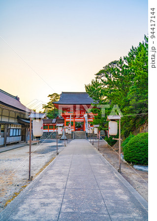 日御碕神社　楼門（島根県出雲市） 94417144