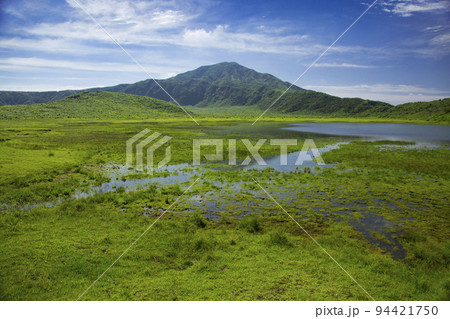 阿蘇草千里より烏帽子岳 阿蘇草千里より烏帽子岳 94421750