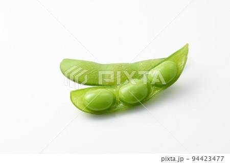 枝豆を白背景で 枝豆を白背景で 94423477